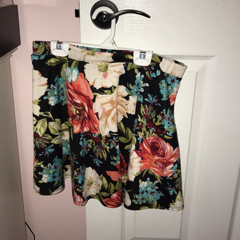 floral skirt